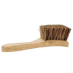 desert-equestrian-legends-union-fiber-wood-handled-hoof-cleaning-brush-454053